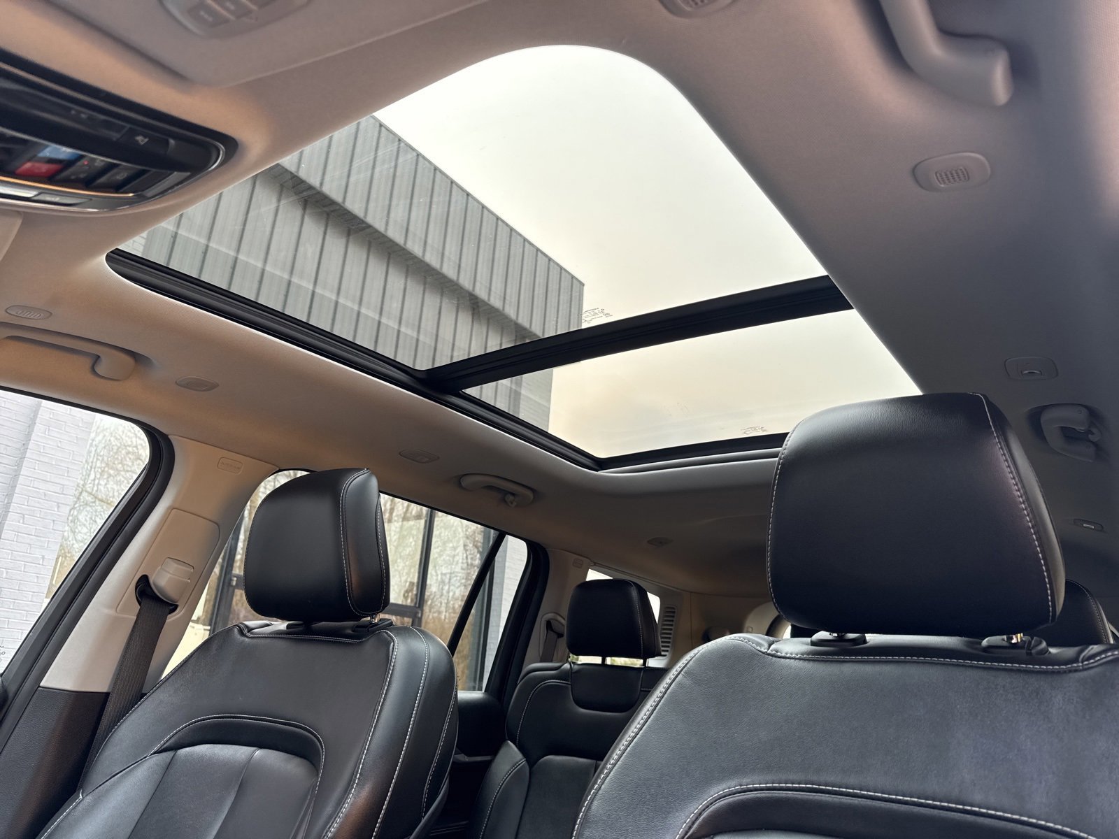 Used 2021 Jeep Grand Cherokee L Limited image 45