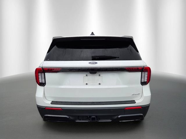 Certified 2025 Ford Explorer ST-Line AWD/4WD image 4