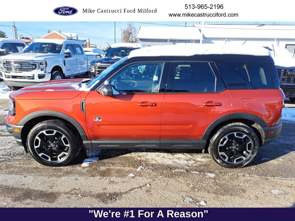 Certified 2023 Ford Bronco Sport Outer Banks w/ Tech Package image 2