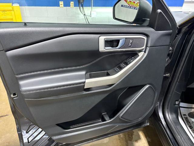 Certified 2023 Ford Explorer XLT w/ Equipment Group 202A image 21