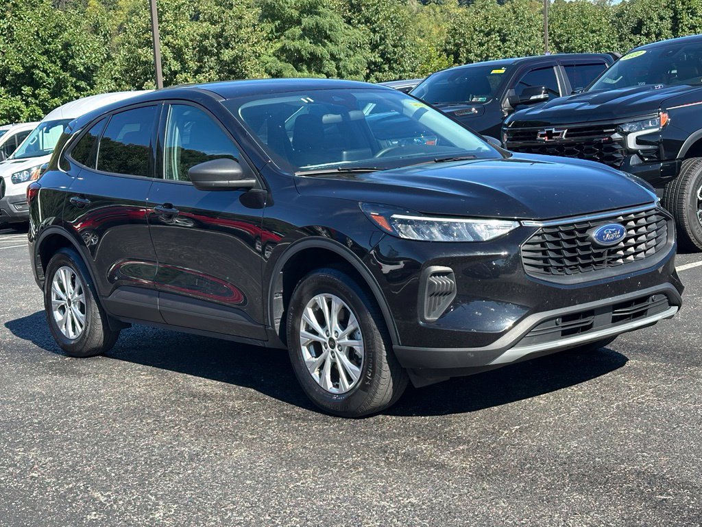Certified 2025 Ford Escape Active AWD/4WD image 20