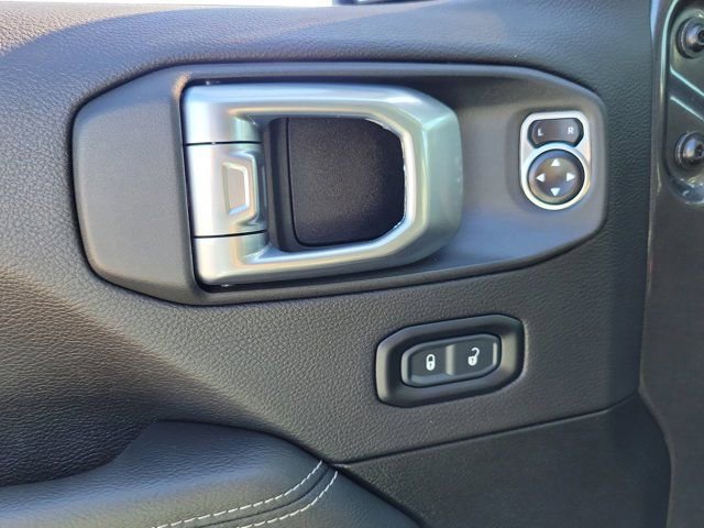 Used 2023 Jeep Gladiator Overland w/ Popular Equipment Package image 23