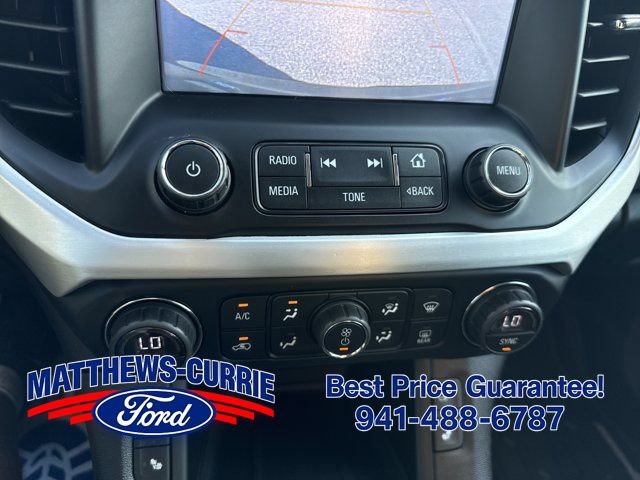Used 2019 GMC Acadia SLT w/ LPO, Floor Liner Package FWD image 21