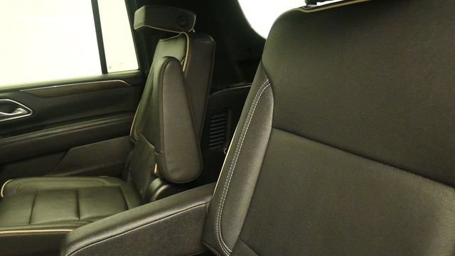 Used 2023 Chevrolet Suburban Premier AWD/4WD image 11