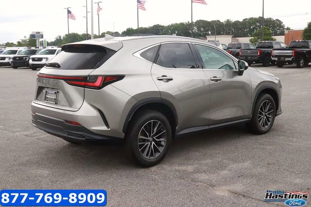 Used 2022 Lexus NX 250 FWD image 5