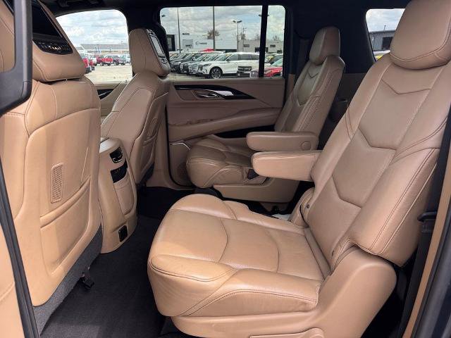 Used 2019 Cadillac Escalade ESV Platinum AWD/4WD image 10