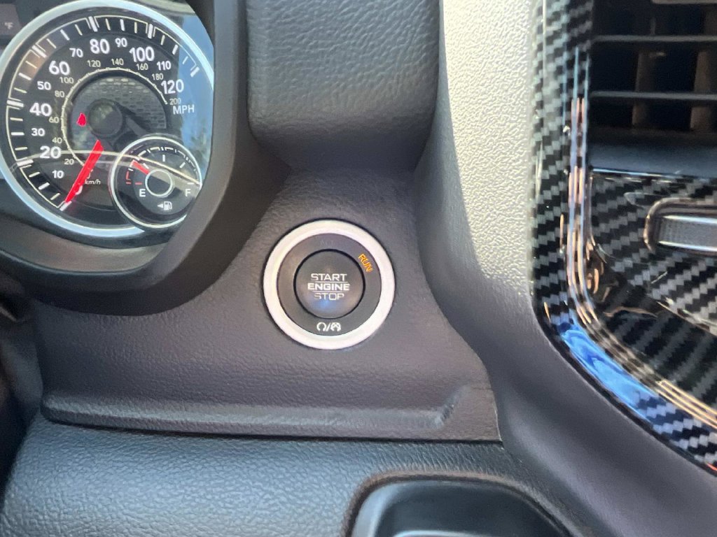 Used 2020 RAM 1500 Big Horn AWD/4WD image 40