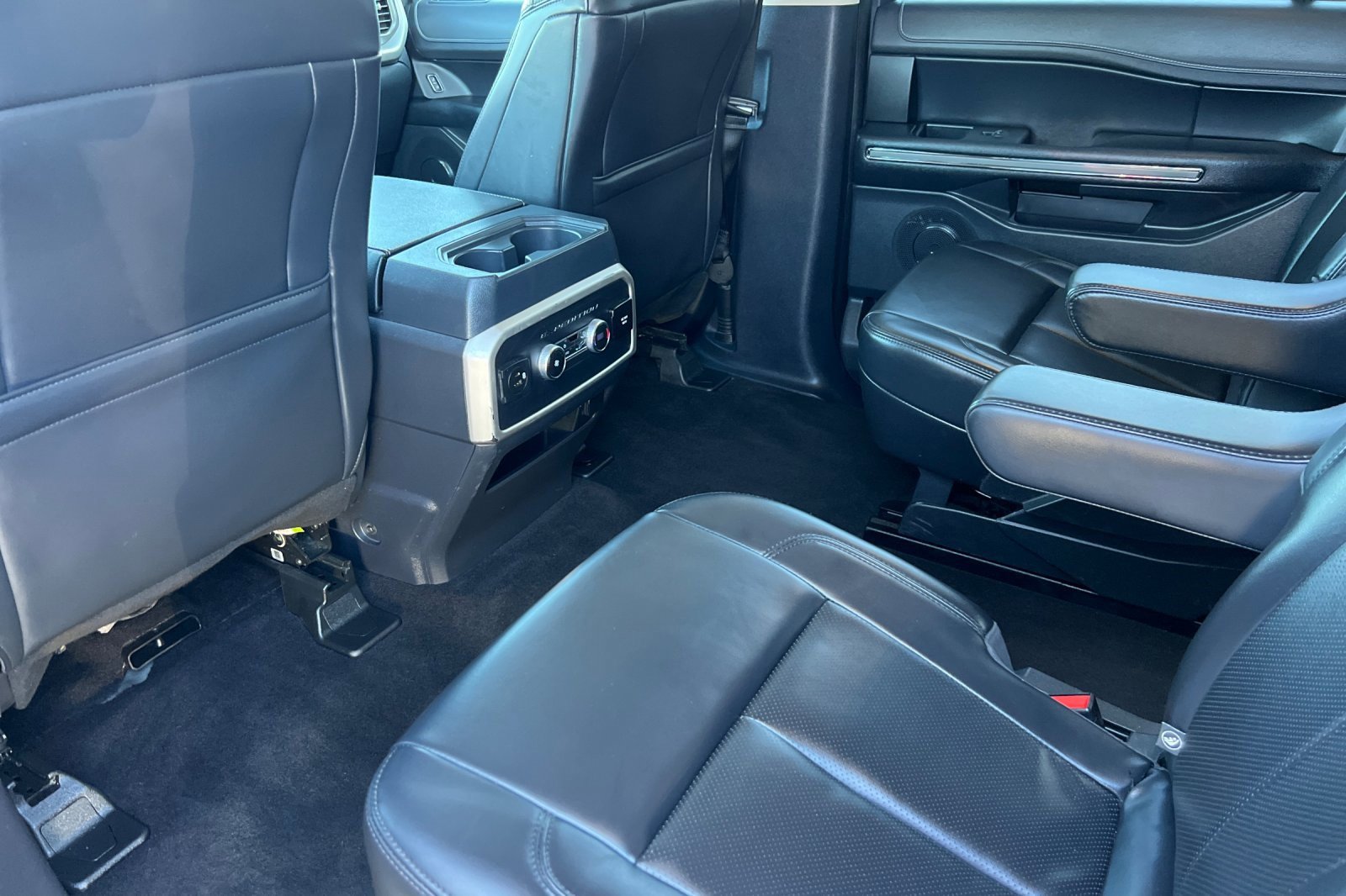 Certified 2022 Ford Expedition Max XLT image 13