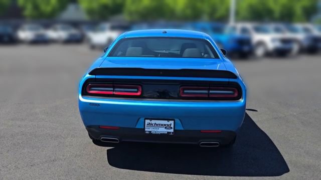 Used 2023 Dodge Challenger SXT w/ Blacktop Package RWD image 8