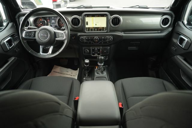 Used 2022 Jeep Wrangler Unlimited Sahara w/ Cold Weather Group AWD/4WD image 20