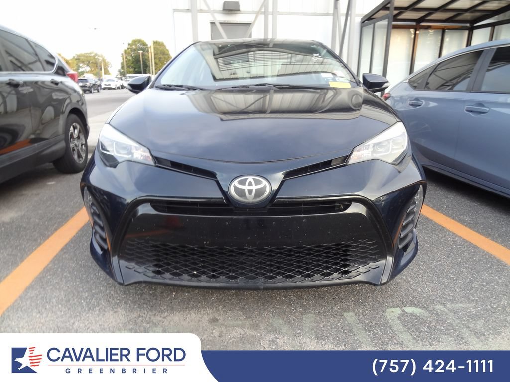 Used 2019 Toyota Corolla SE FWD image 2