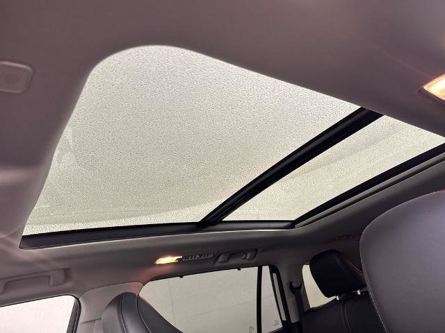 Used 2023 Toyota Highlander Platinum image 14