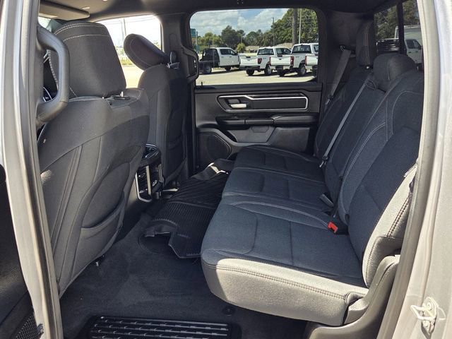 Used 2020 RAM 1500 Big Horn AWD/4WD image 14