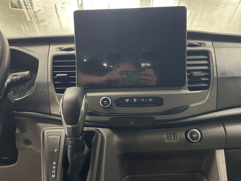 Certified 2022 Ford Transit 350 XLT image 22