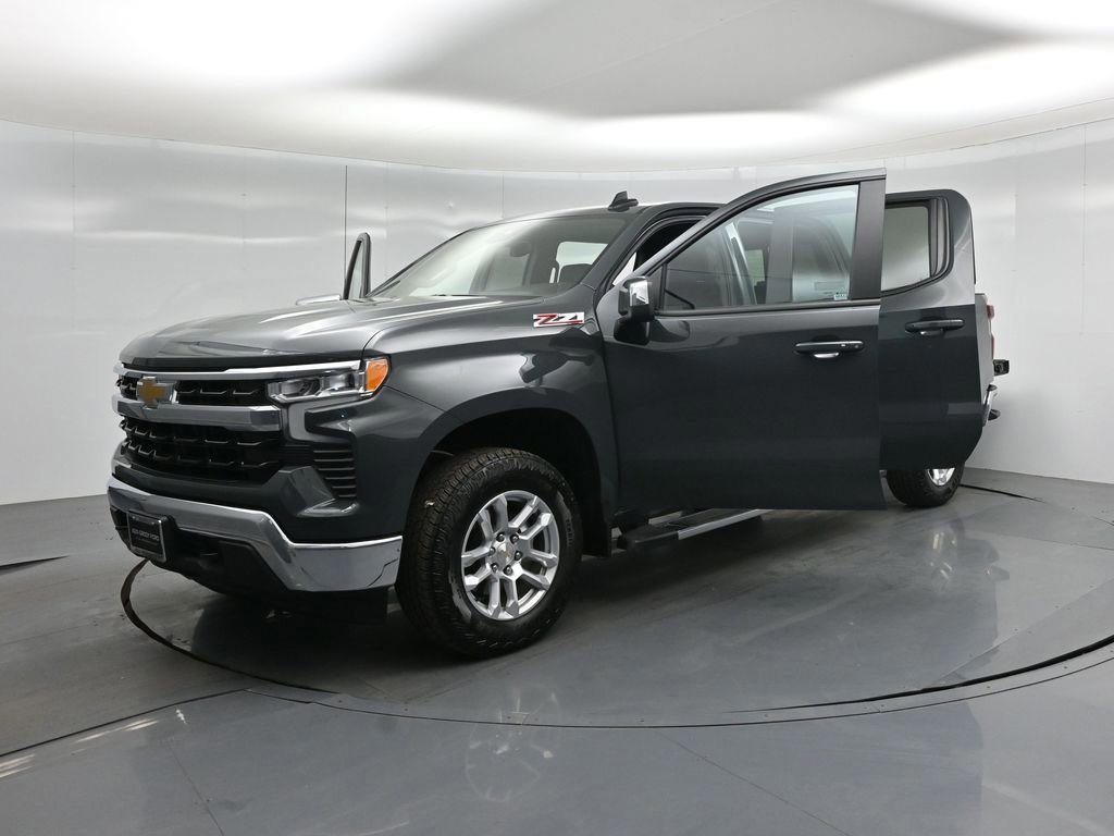Used 2025 Chevrolet Silverado 1500 LT w/ Z71 Off-Road Package image 47