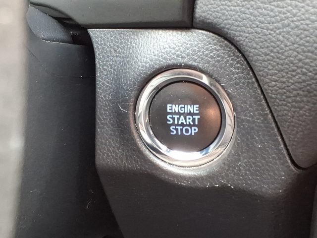 Used 2019 Toyota RAV4 XLE w/ Convenience Package AWD/4WD image 22