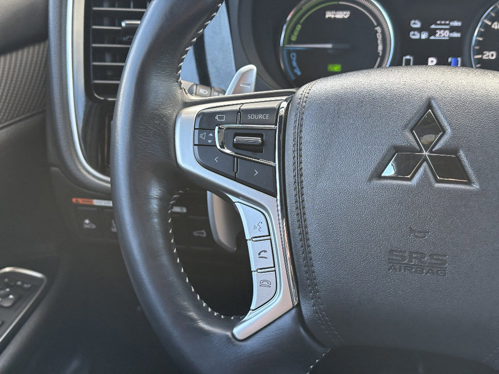 Used 2020 Mitsubishi Outlander GT image 22