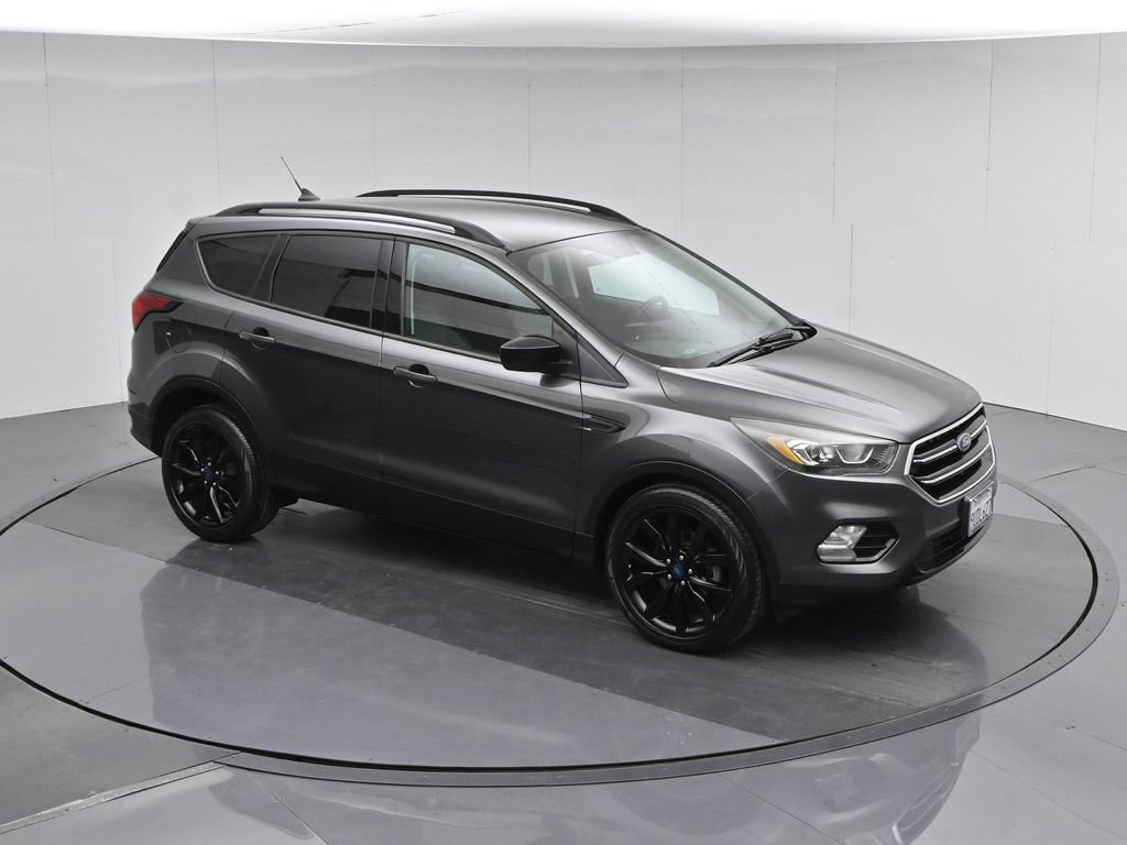 Certified 2019 Ford Escape SE image 5