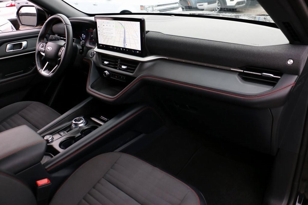 Certified 2025 Ford Explorer ST-Line image 35