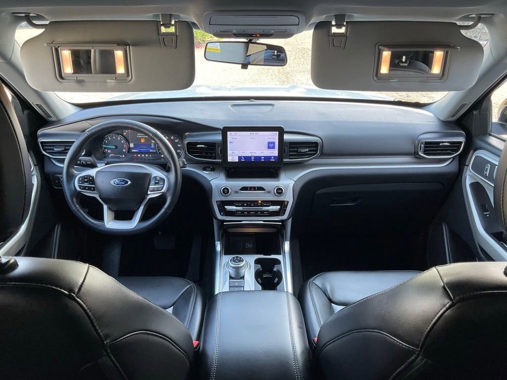 Certified 2022 Ford Explorer XLT w/ Equipment Group 202A image 39