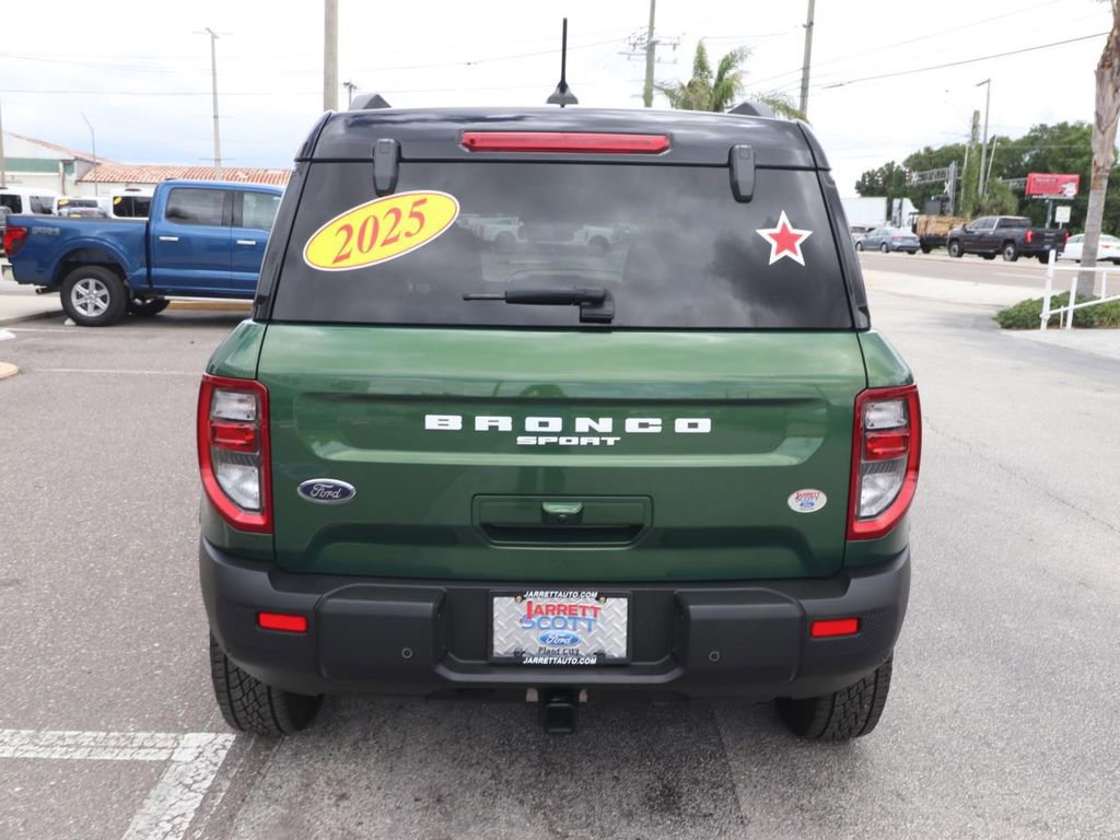 Certified 2025 Ford Bronco Sport Badlands AWD/4WD image 4