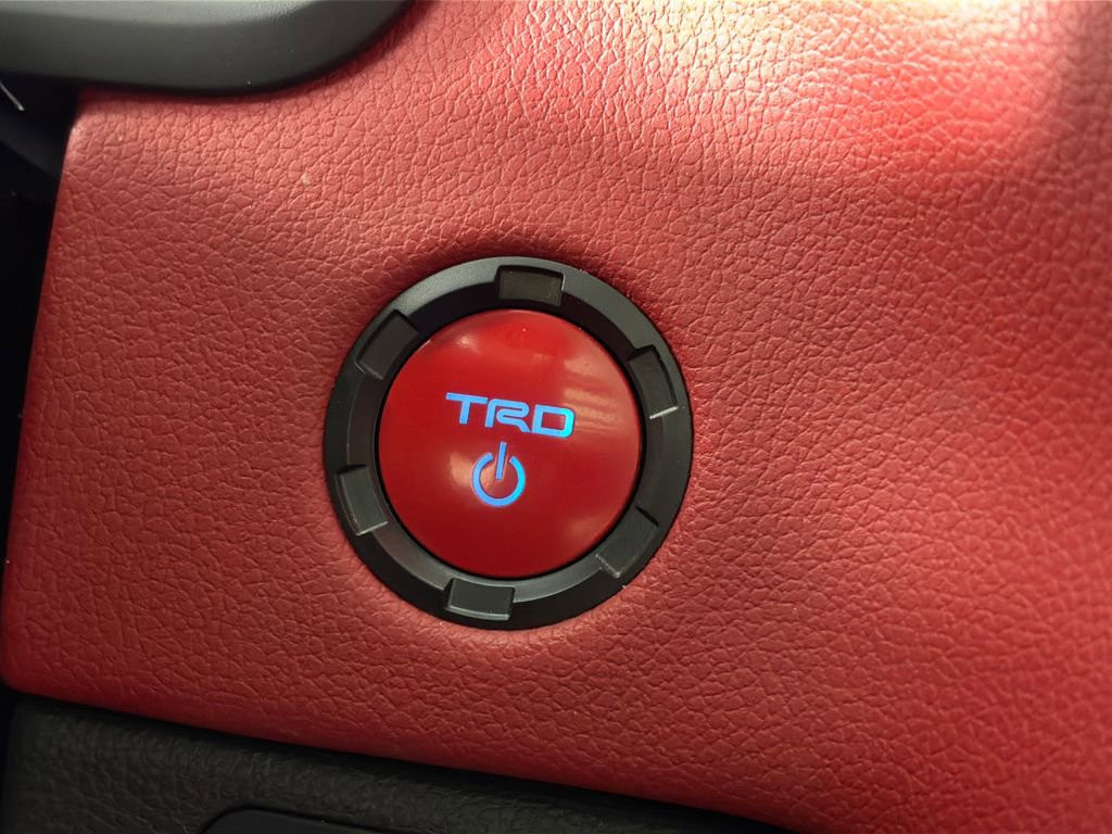 Used 2022 Toyota Tundra TRD Pro AWD/4WD image 23