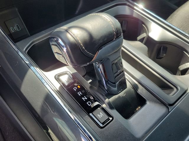 Certified 2022 Ford F150 XLT w/ Equipment Group 302A High image 25