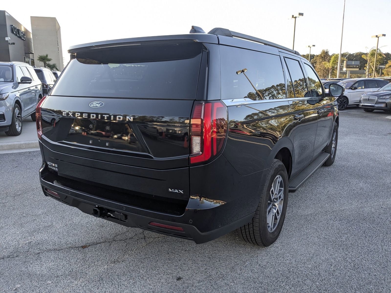 Certified 2025 Ford Expedition Max Active image 5