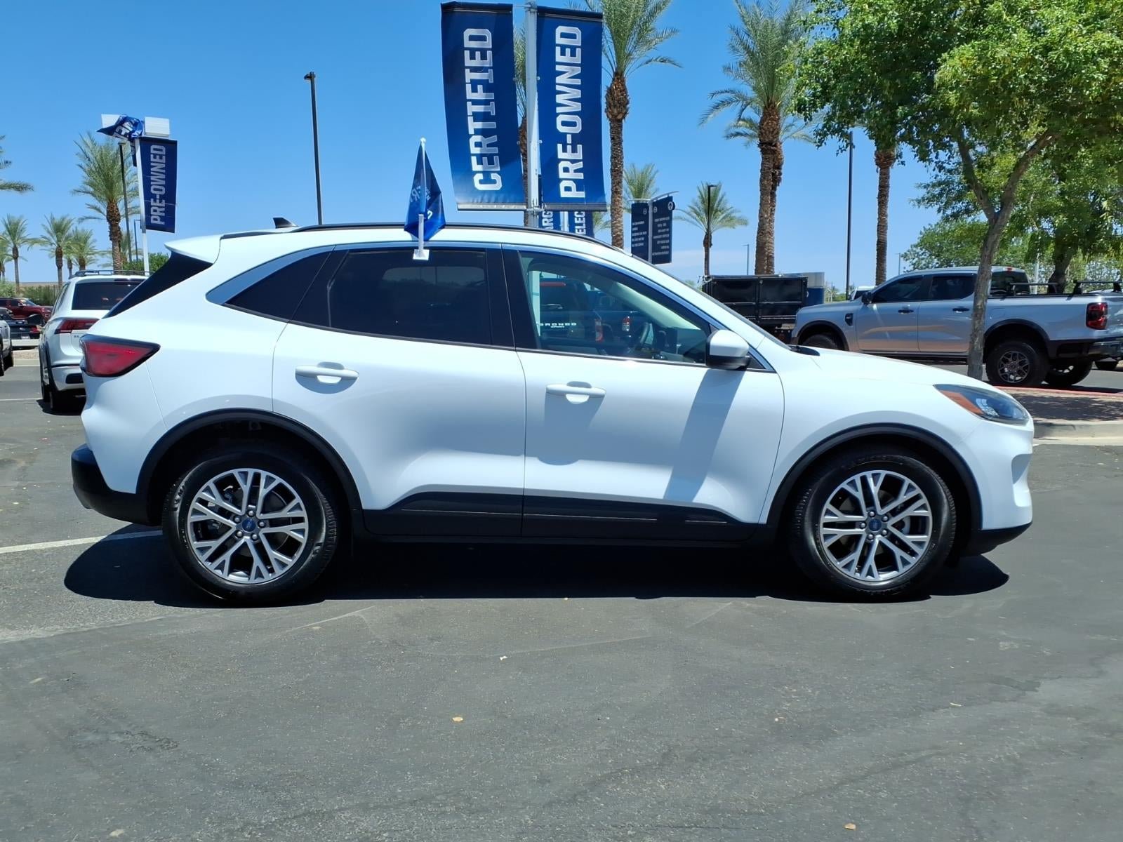 Certified 2022 Ford Escape SEL FWD image 3