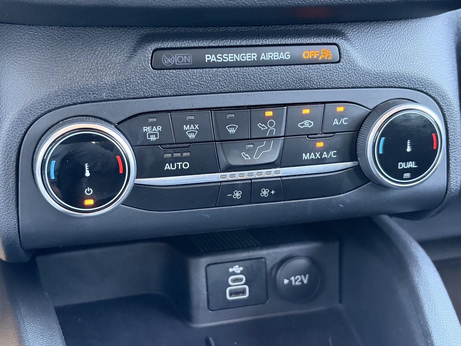 Certified 2025 Ford Escape Active AWD/4WD image 29