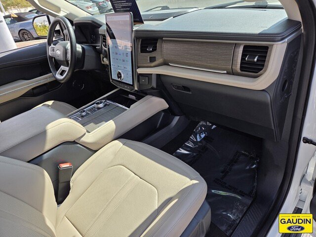 Certified 2024 Ford Expedition Max Limited AWD/4WD image 18
