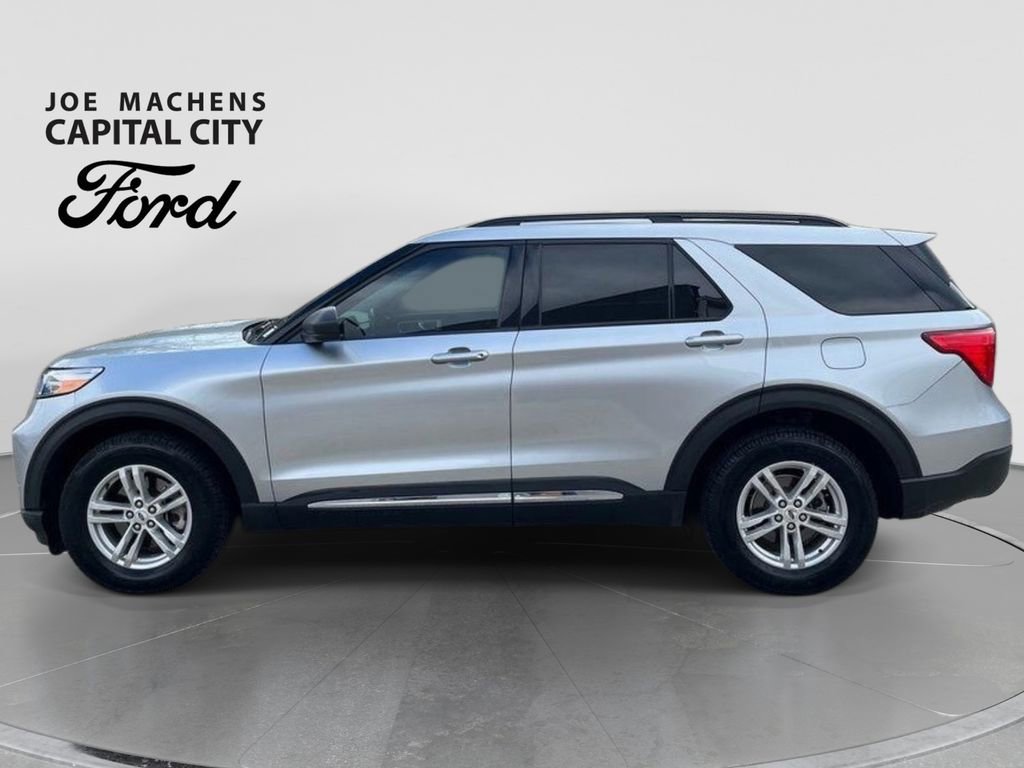 Certified 2023 Ford Explorer XLT AWD/4WD image 5