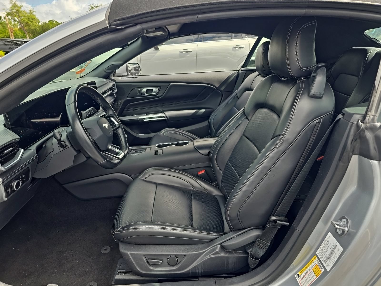 Certified 2025 Ford Mustang Premium RWD image 5
