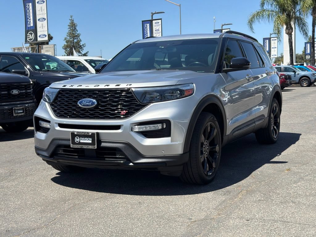 Certified 2023 Ford Explorer ST w/ Equipment Group 401A AWD/4WD image 5