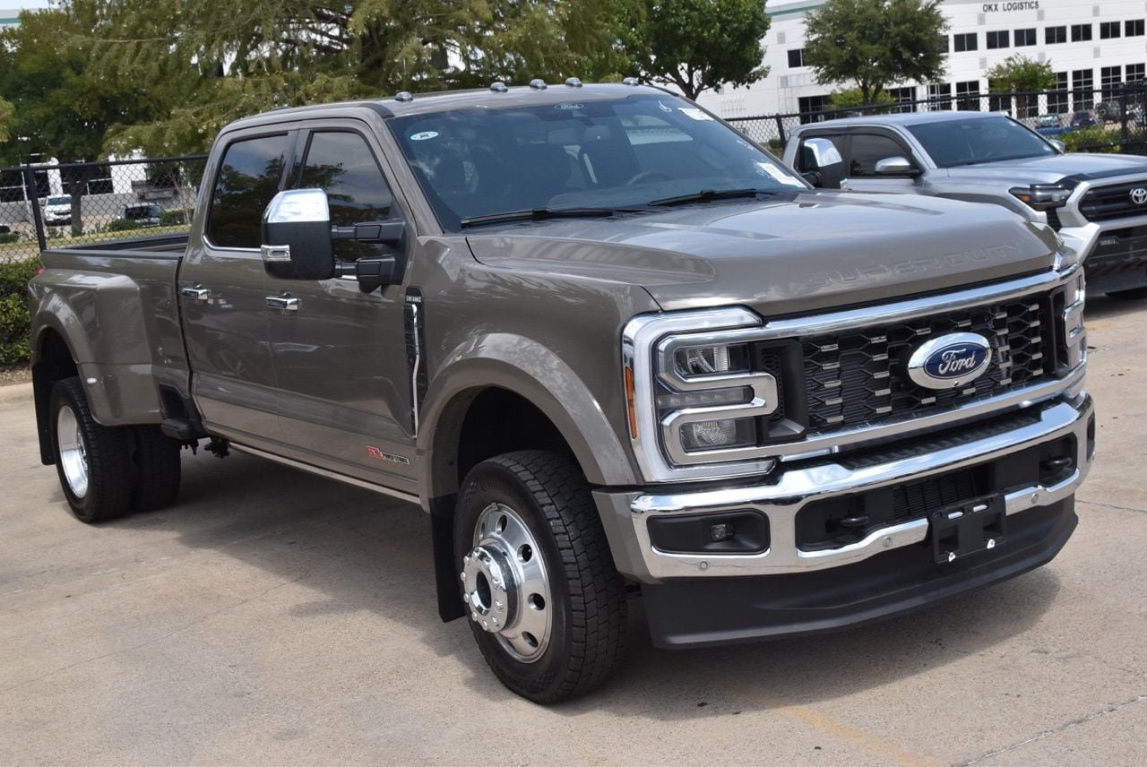Certified 2026 Ford F450 King Ranch w/ Chrome Package AWD/4WD image 4