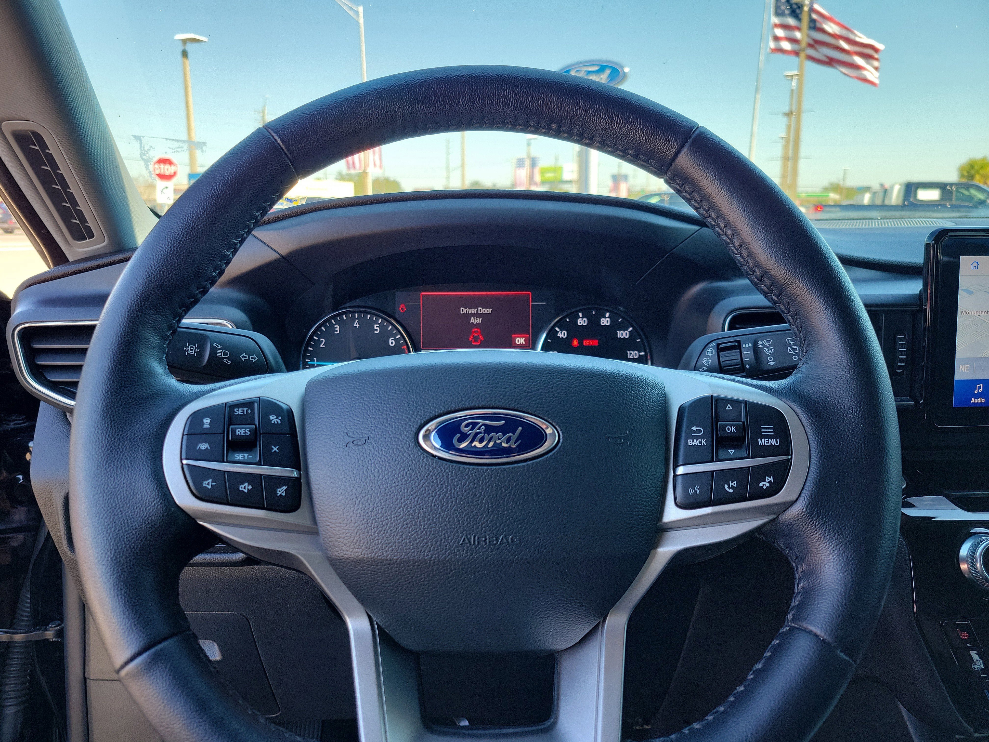 Certified 2022 Ford Explorer Limited image 11