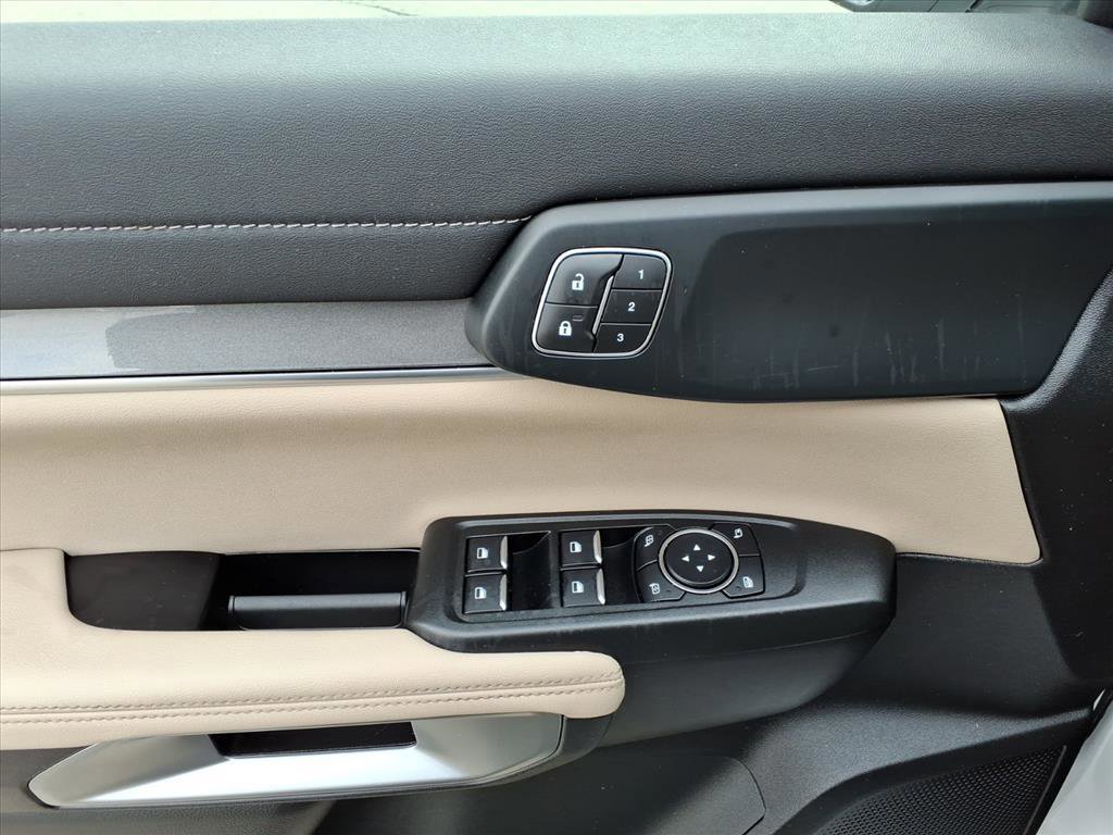 Certified 2025 Ford Ranger Lariat w/ FX4 Off-Road Package image 10