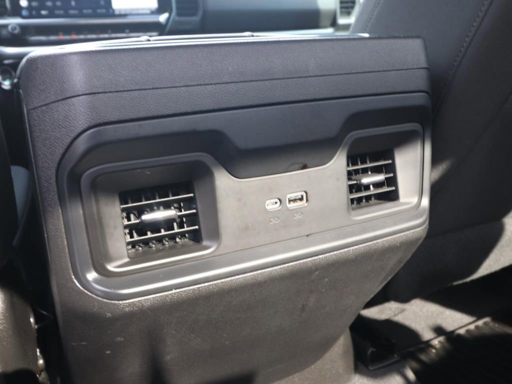 Used 2022 Chevrolet Silverado 1500 RST image 15