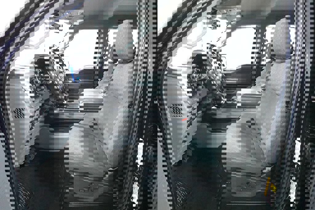 Certified 2022 Ford F150 XLT w/ Equipment Group 302A High image 23