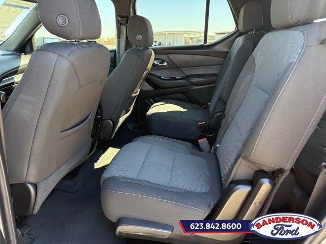 Used 2023 Chevrolet Traverse LT image 17
