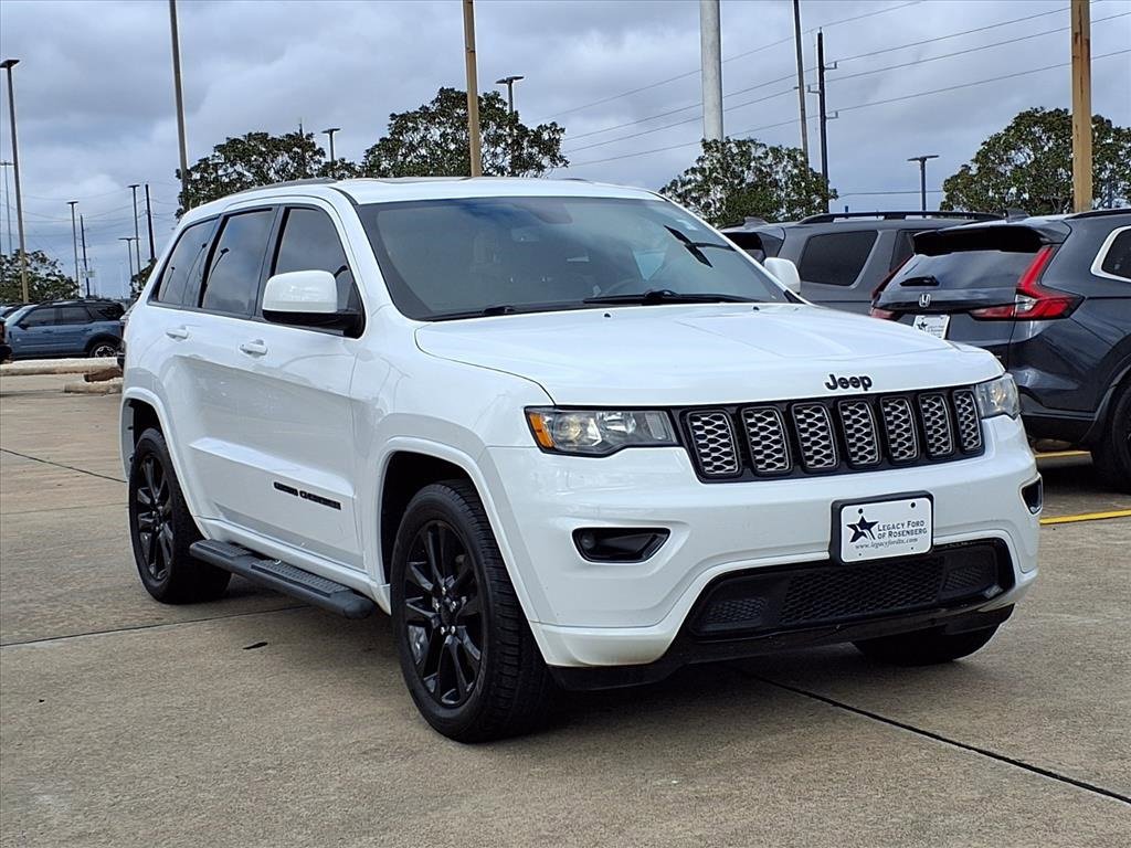 Used 2020 Jeep Grand Cherokee Altitude image 7