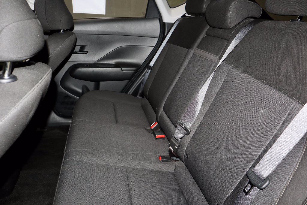 Used 2024 Hyundai Kona SEL FWD image 21