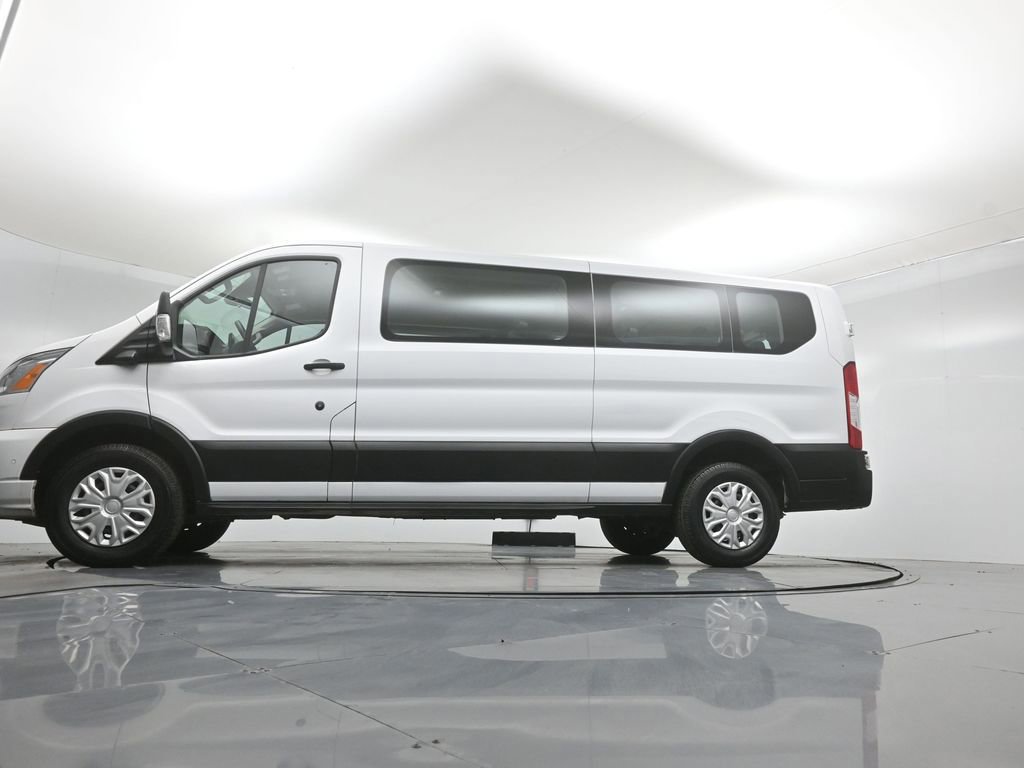 Certified 2022 Ford Transit 350 XLT RWD image 26
