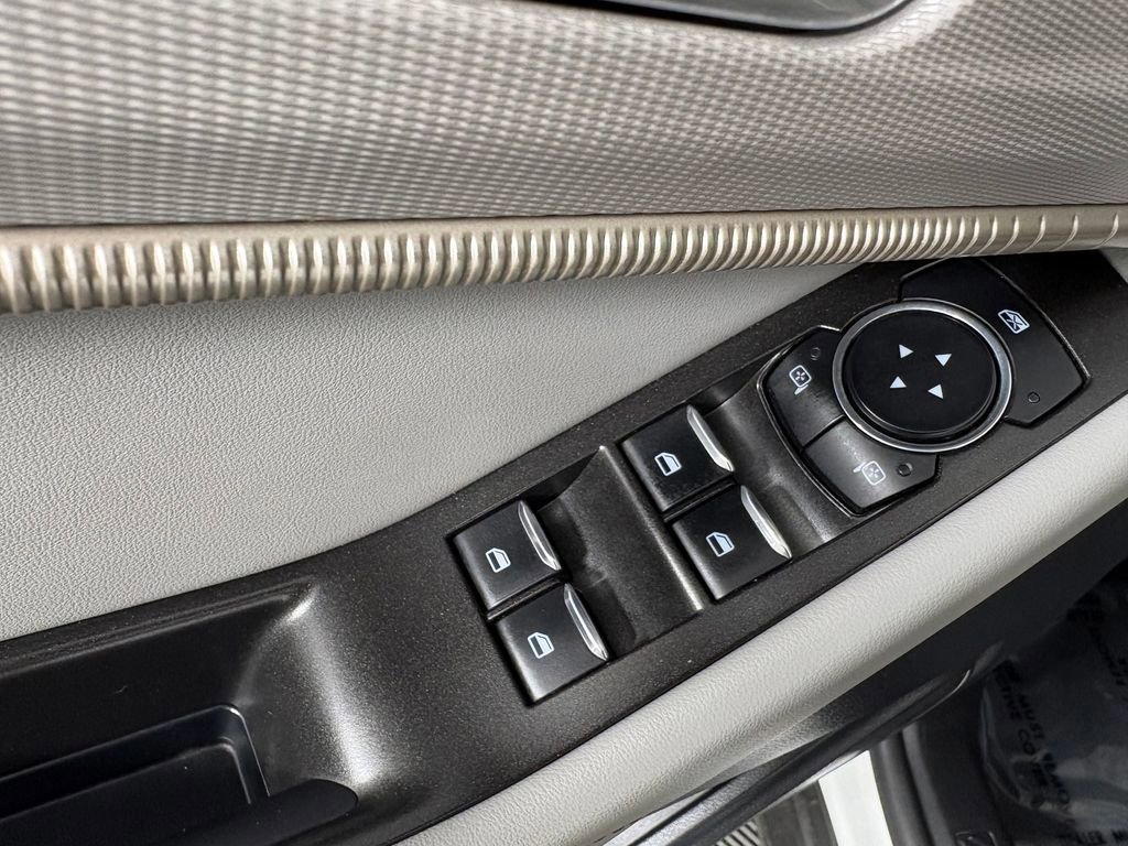 Certified 2025 Ford Explorer Active w/ Active Comfort Package AWD/4WD image 12