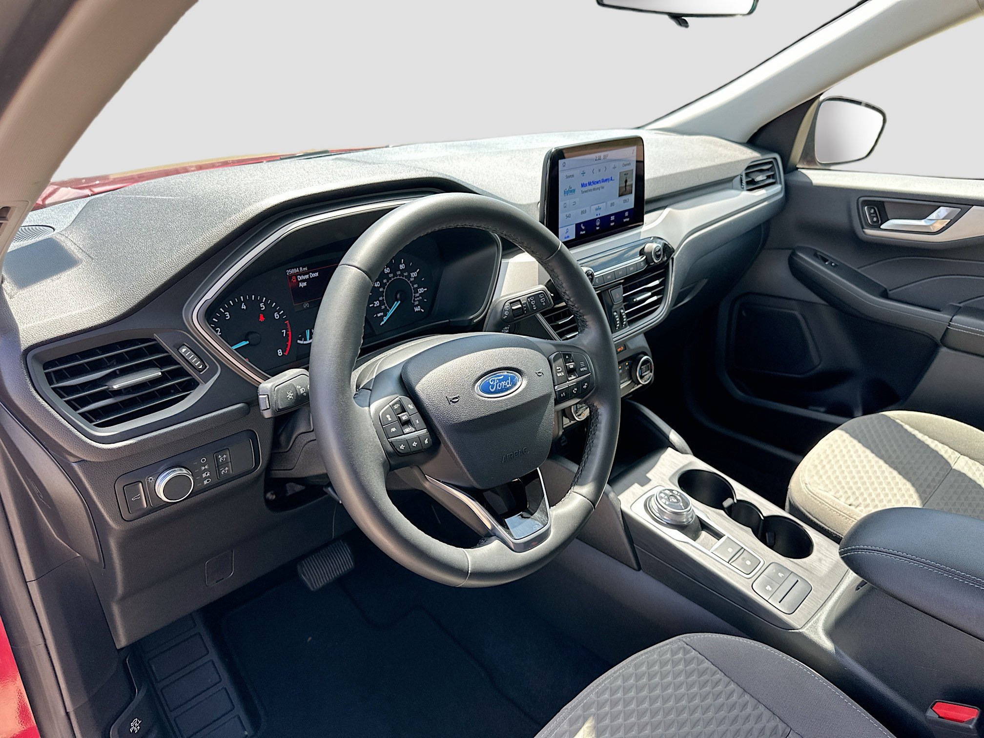 Certified 2021 Ford Escape SE w/ SE Sport Appearance Package image 9