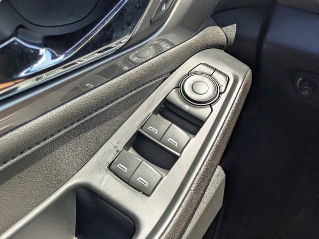 Used 2023 Chevrolet Traverse LT FWD image 55
