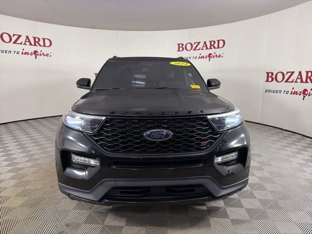 Certified 2024 Ford Explorer ST w/ Equipment Group 401A AWD/4WD image 2
