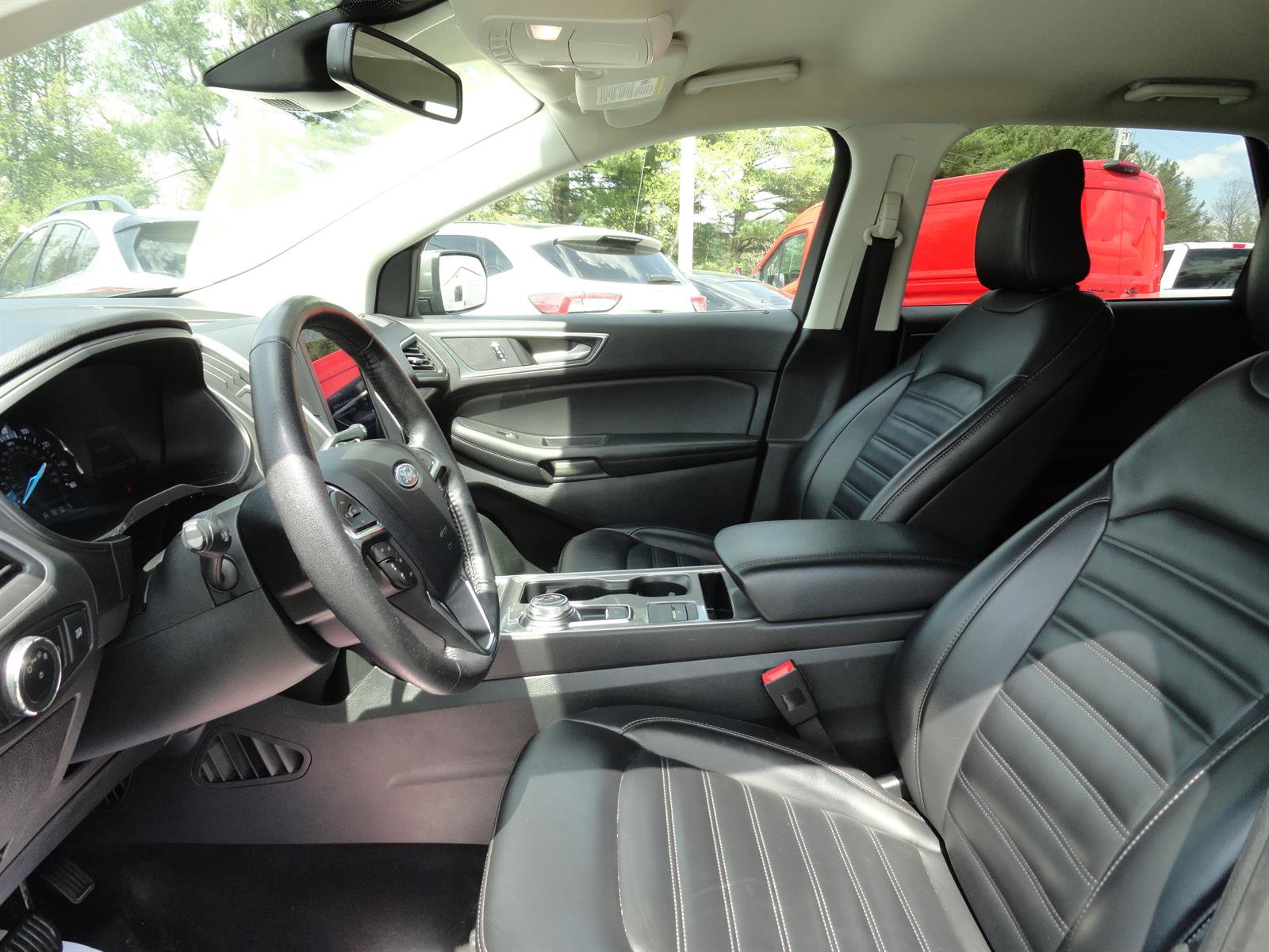 Certified 2024 Ford Edge SEL AWD/4WD image 13