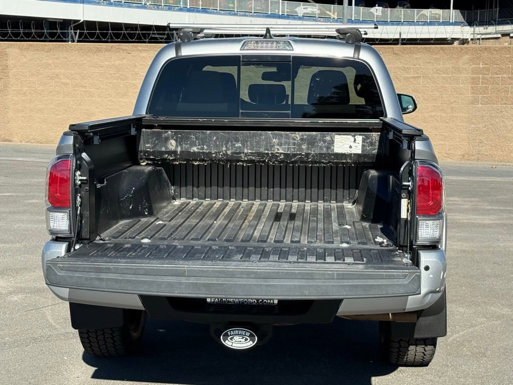 Used 2022 Toyota Tacoma TRD Sport image 17
