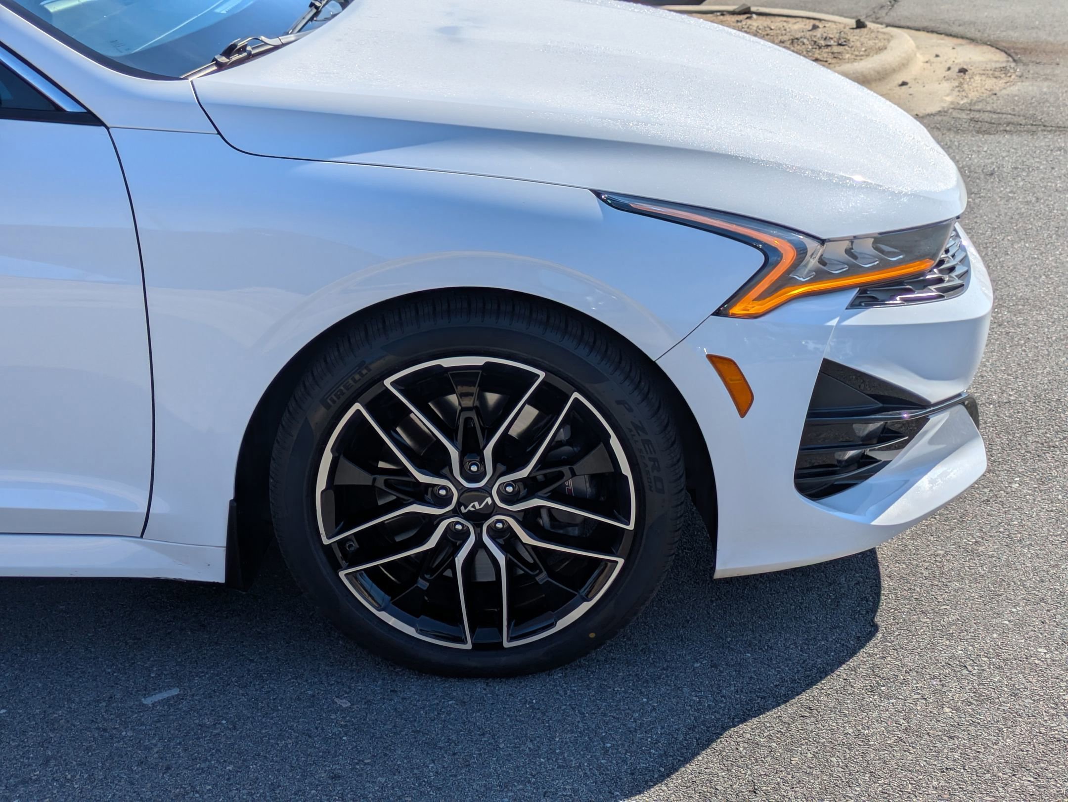 Used 2024 Kia K5 GT image 11